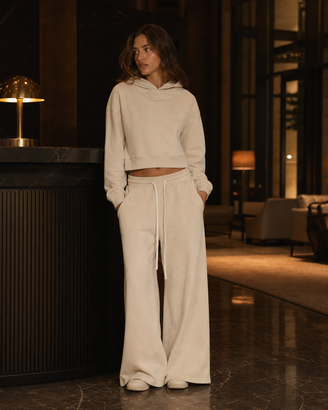 A model wearing the Light Apricot Mineral Wash After Hours look